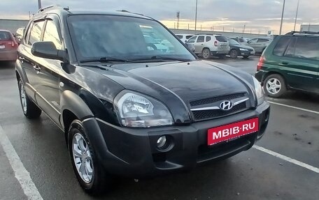 Hyundai Tucson III, 2008 год, 999 000 рублей, 1 фотография