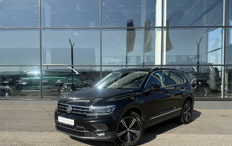 Volkswagen Tiguan II, 2018 год, 2 850 000 рублей, 1 фотография
