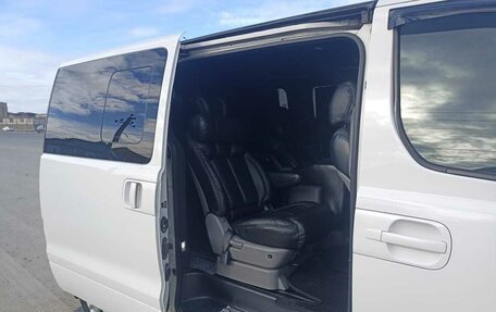 Hyundai Grand Starex Grand Starex I рестайлинг 2, 2012 год, 2 150 000 рублей, 11 фотография