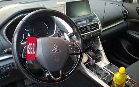 Mitsubishi Eclipse Cross, 2018 год, 1 950 000 рублей, 6 фотография