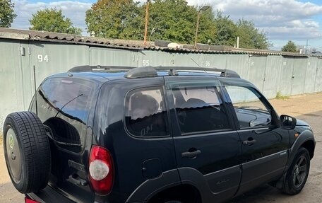 Chevrolet Niva I рестайлинг, 2010 год, 495 000 рублей, 4 фотография