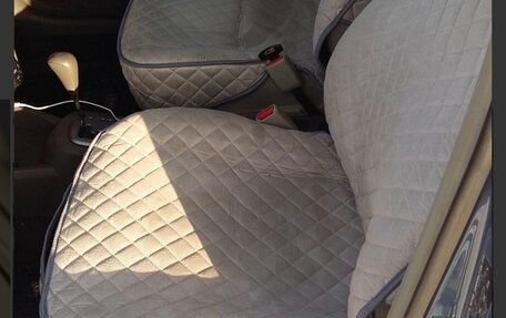 Toyota Vitz, 2010 год, 690 000 рублей, 3 фотография