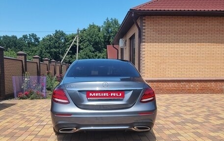 Mercedes-Benz E-Класс, 2017 год, 3 590 000 рублей, 4 фотография