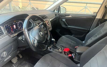 Volkswagen Tiguan II, 2017 год, 1 710 000 рублей, 1 фотография