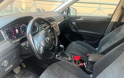 Volkswagen Tiguan II, 2017 год, 1 710 000 рублей, 1 фотография