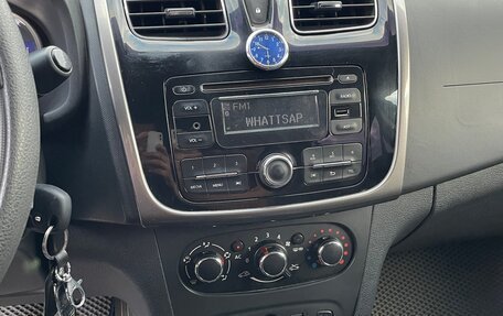 Renault Logan II, 2015 год, 510 000 рублей, 11 фотография