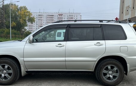 Toyota Highlander III, 2005 год, 1 350 000 рублей, 1 фотография