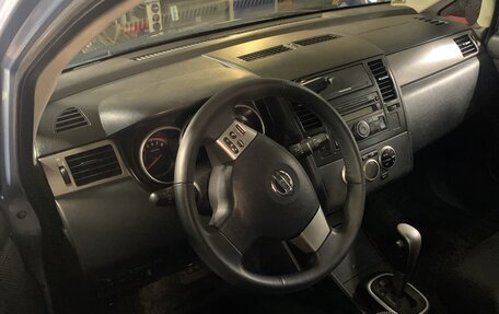 Nissan Tiida, 2010 год, 650 000 рублей, 4 фотография