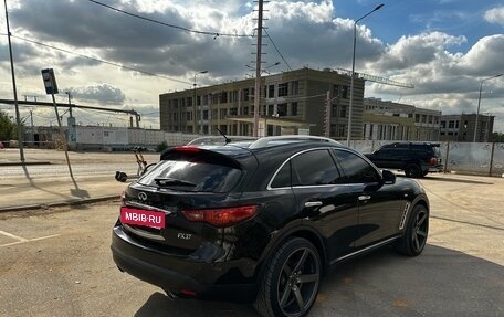 Infiniti FX II, 2011 год, 2 300 000 рублей, 4 фотография
