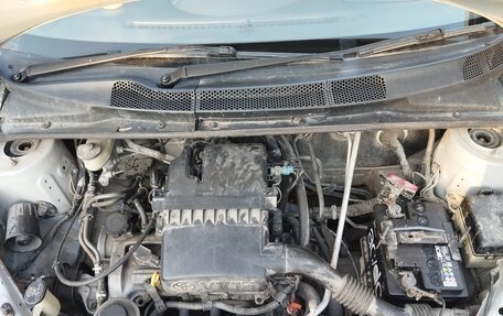 Toyota Vitz, 1999 год, 320 000 рублей, 10 фотография