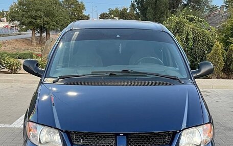 Dodge Caravan IV, 2001 год, 700 000 рублей, 2 фотография
