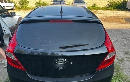 Hyundai Solaris II рестайлинг, 2012 год, 700 000 рублей, 4 фотография