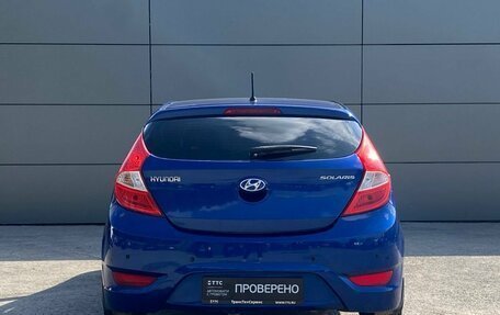 Hyundai Solaris II рестайлинг, 2013 год, 800 000 рублей, 7 фотография