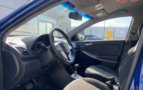 Hyundai Solaris II рестайлинг, 2013 год, 800 000 рублей, 20 фотография