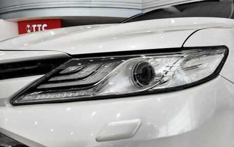 Toyota Camry, 2021 год, 3 350 000 рублей, 17 фотография