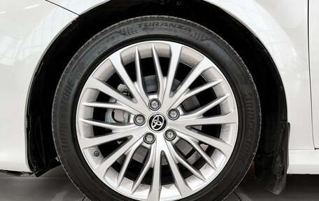 Toyota Camry, 2021 год, 3 350 000 рублей, 18 фотография