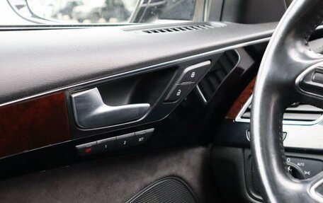 Audi A8, 2013 год, 1 699 000 рублей, 10 фотография