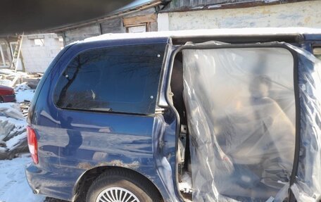 KIA Carnival III, 2005 год, 50 000 рублей, 8 фотография