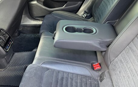 Volkswagen Passat B8 рестайлинг, 2019 год, 2 400 000 рублей, 15 фотография