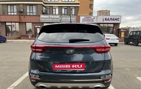 KIA Sportage IV рестайлинг, 2018 год, 2 100 000 рублей, 6 фотография
