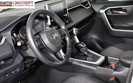 Toyota RAV4, 2021 год, 3 347 000 рублей, 11 фотография
