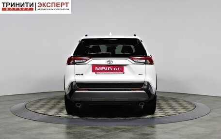 Toyota RAV4, 2021 год, 3 347 000 рублей, 6 фотография