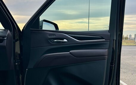 Cadillac Escalade V, 2021 год, 11 500 000 рублей, 21 фотография