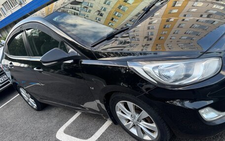 Hyundai Solaris II рестайлинг, 2012 год, 1 200 000 рублей, 3 фотография