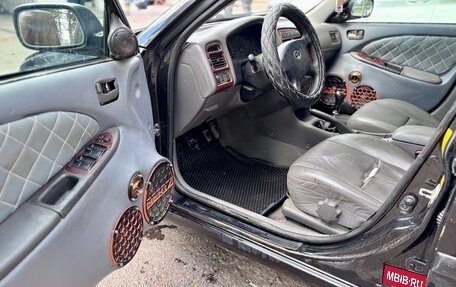 Toyota Avensis III рестайлинг, 2000 год, 300 000 рублей, 7 фотография