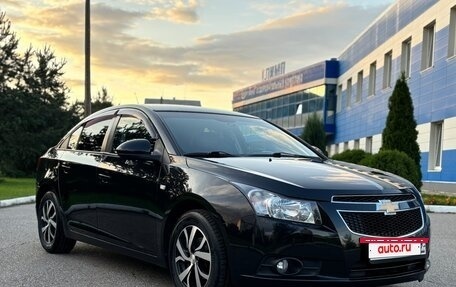 Chevrolet Cruze II, 2011 год, 905 000 рублей, 4 фотография