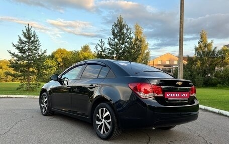 Chevrolet Cruze II, 2011 год, 905 000 рублей, 6 фотография