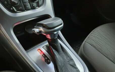 Opel Astra J, 2014 год, 582 000 рублей, 16 фотография