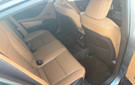 Lexus ES VII, 2018 год, 4 300 000 рублей, 11 фотография