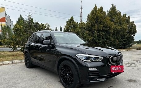 BMW X5, 2019 год, 6 550 000 рублей, 3 фотография