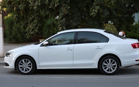 Volkswagen Jetta VI, 2014 год, 980 000 рублей, 4 фотография