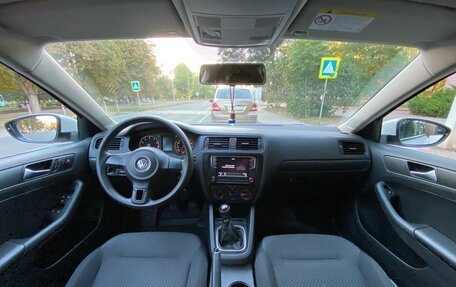 Volkswagen Jetta VI, 2014 год, 980 000 рублей, 8 фотография