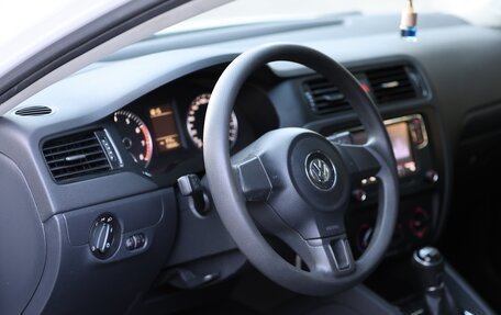 Volkswagen Jetta VI, 2014 год, 980 000 рублей, 9 фотография