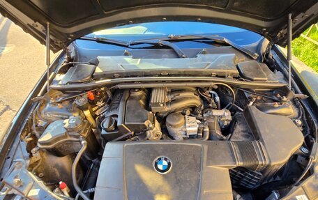 BMW 3 серия, 2011 год, 1 050 000 рублей, 4 фотография