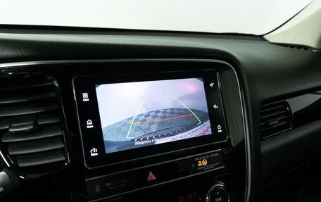 Mitsubishi Outlander III рестайлинг 3, 2018 год, 1 949 700 рублей, 16 фотография