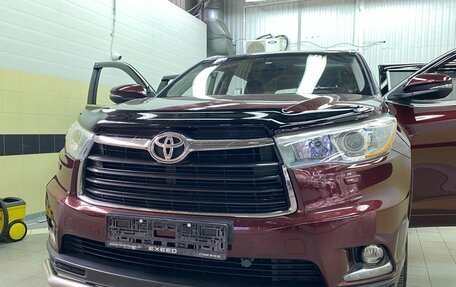 Toyota Highlander III, 2014 год, 2 436 000 рублей, 1 фотография
