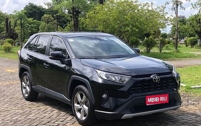 Toyota RAV4, 2022 год, 2 226 000 рублей, 1 фотография