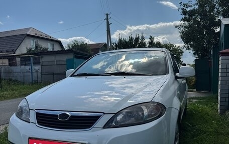 Daewoo Gentra II, 2014 год, 700 000 рублей, 1 фотография