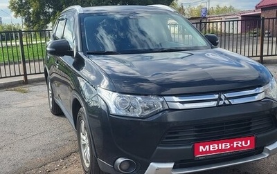 Mitsubishi Outlander III рестайлинг 3, 2014 год, 1 150 000 рублей, 1 фотография