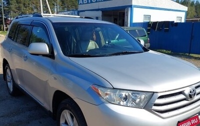 Toyota Highlander III, 2011 год, 1 800 000 рублей, 1 фотография