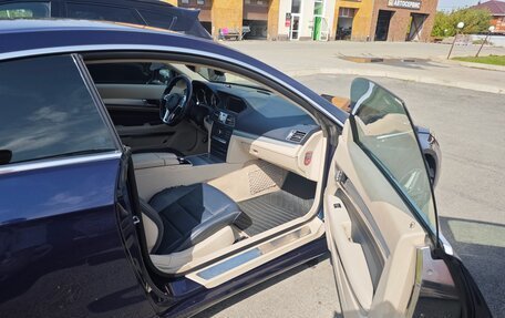 Mercedes-Benz E-Класс, 2015 год, 2 900 000 рублей, 2 фотография