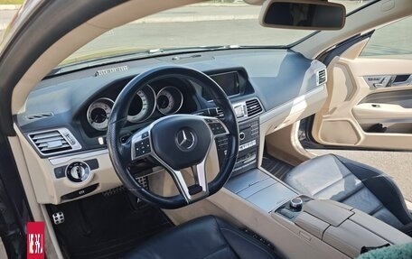 Mercedes-Benz E-Класс, 2015 год, 2 900 000 рублей, 3 фотография