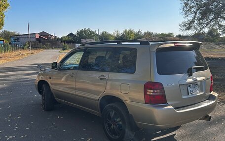 Toyota Kluger I, 2001 год, 900 000 рублей, 2 фотография