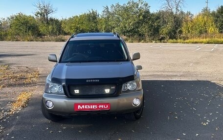 Toyota Kluger I, 2001 год, 900 000 рублей, 4 фотография