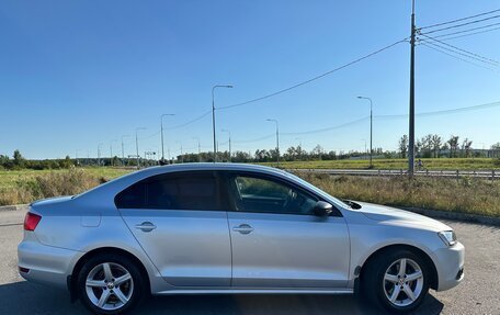 Volkswagen Jetta VI, 2013 год, 990 000 рублей, 6 фотография