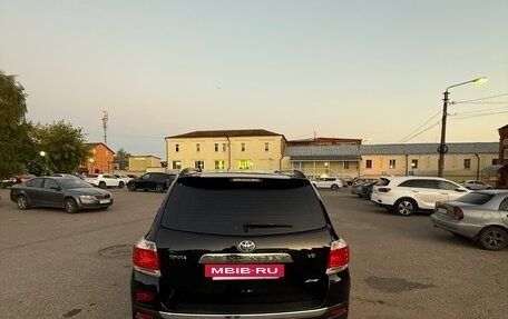 Toyota Highlander III, 2011 год, 2 100 000 рублей, 5 фотография